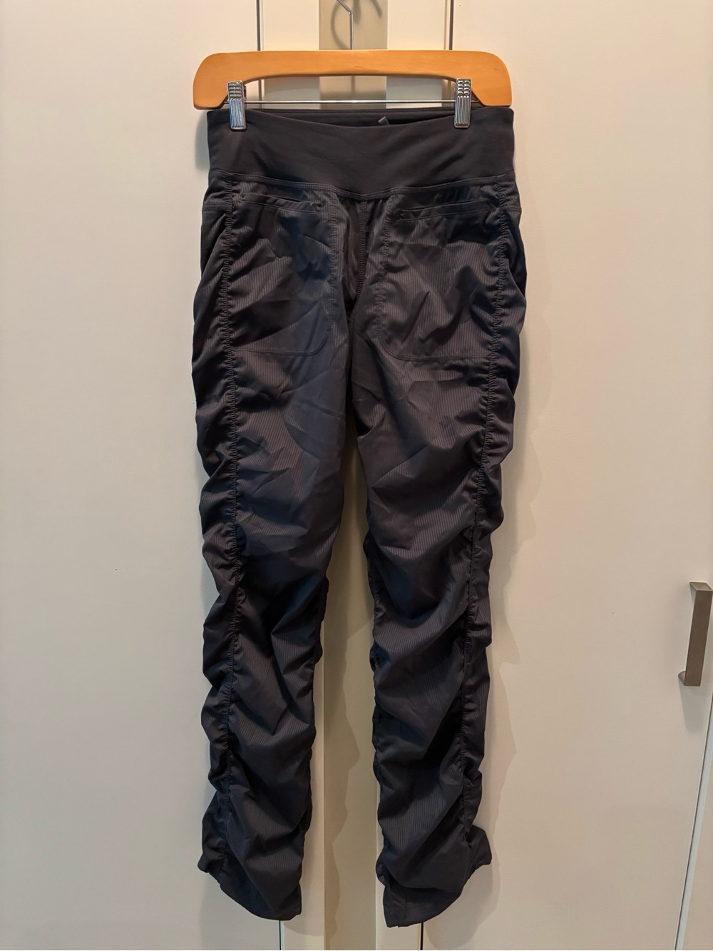 MPG Black Ruched Side Active Joggers